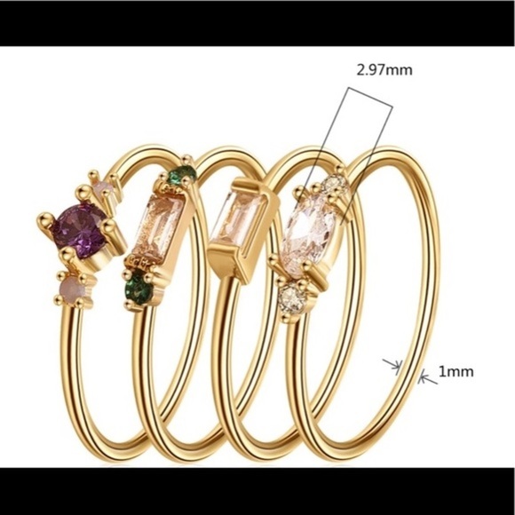 4 PIECE‎ RING SET - Picture 4 of 4